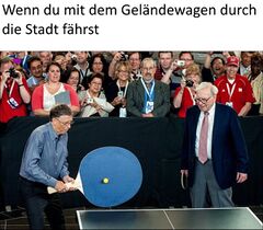 Bill Gates riesiger Ping-Pong-Schläger meme #2
