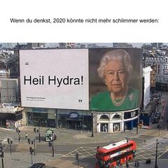 Queen Elizabeth auf einer Plakatwand meme #2