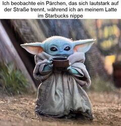 Baby Yoda trinkt Suppe meme #3